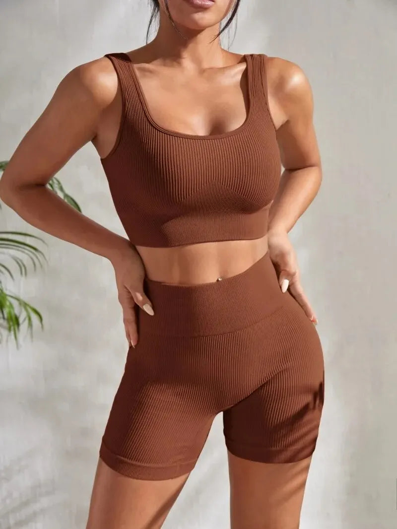 Conjunto de Treino 2 Peças Feminino em Nylon e Elastano